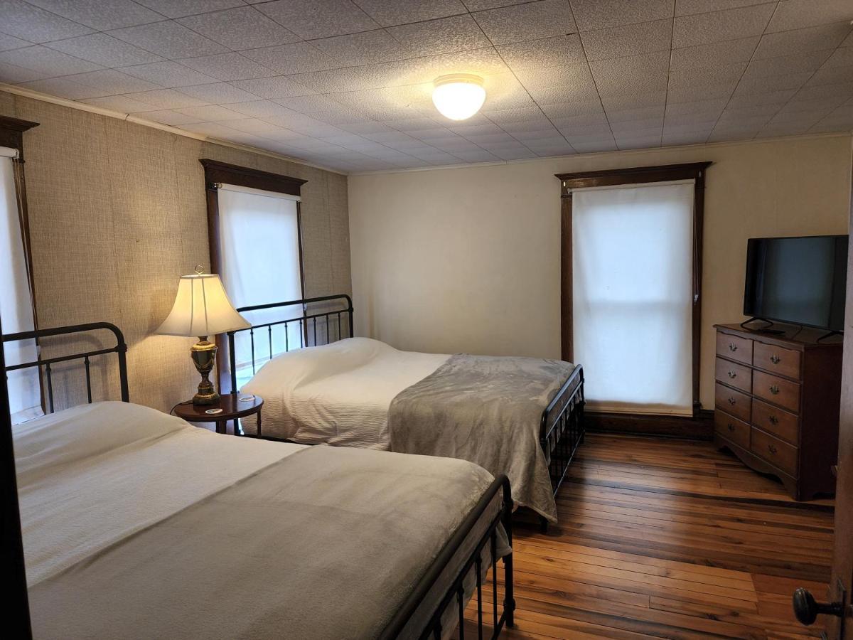 Basecampwv-Durbin. Spacious 4 Bedroom House W/Yard Bagian luar foto