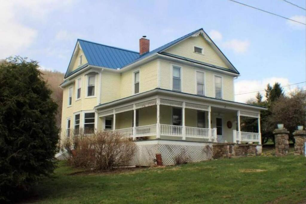 Basecampwv-Durbin. Spacious 4 Bedroom House W/Yard Bagian luar foto