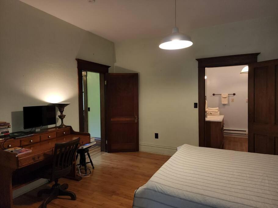 Basecampwv-Durbin. Spacious 4 Bedroom House W/Yard Bagian luar foto